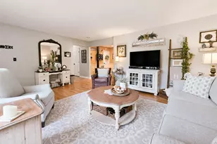 816 Blair St, Bohemia, NY 11716 - Photo 5