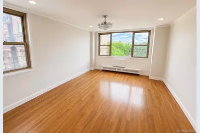 8111 45th Avenue #5C, Elmhurst, NY 11373 - Photo 9