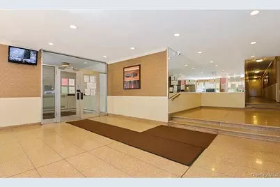 8111 45th Avenue #5C, Elmhurst, NY 11373 - Photo 5