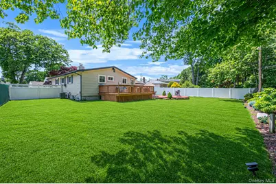 43 Dale Lane, Smithtown, NY 11787 - Photo 21