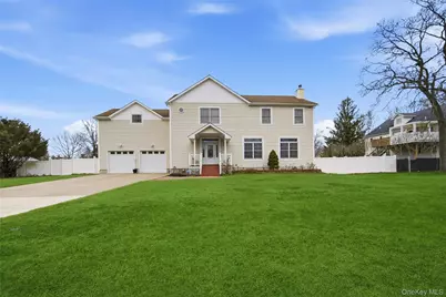 471 Southport Street, Ronkonkoma, NY 11779 - Photo 3