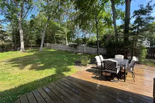 130 Hallock Landing Rd, Rocky Point, NY 11778 - Photo 29