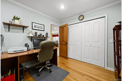71 E 17th Street, Huntington Station, NY 11746 - Photo 21