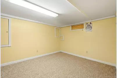 71 E 17th Street, Huntington Station, NY 11746 - Photo 29
