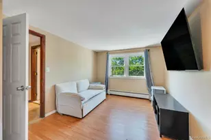 156 Shelter Ln, Levittown, NY 11756 - Photo 13