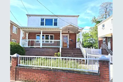 2477 Collier Avenue, Far Rockaway, NY 11691 - Photo 3