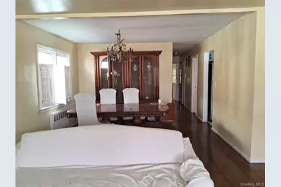 2477 Collier Avenue, Far Rockaway, NY 11691 - Photo 5