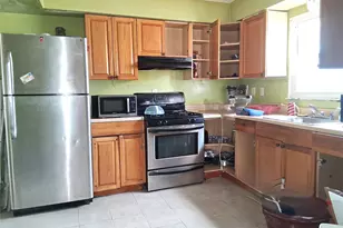24-77 Collier Ave, Far Rockaway, NY 11691 - Photo 9