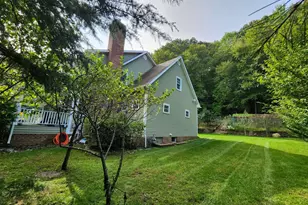 1259 N Country Rd, Stony Brook, NY 11790 - Photo 3