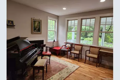 1259 N Country Road, Stony Brook, NY 11790 - Photo 23