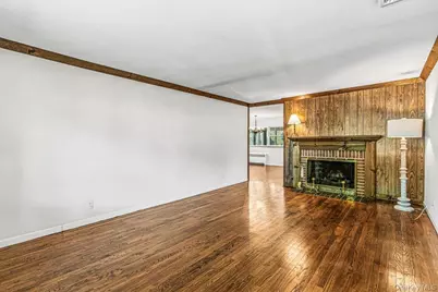 50 Yale Street, Garden City, NY 11530 - Photo 5