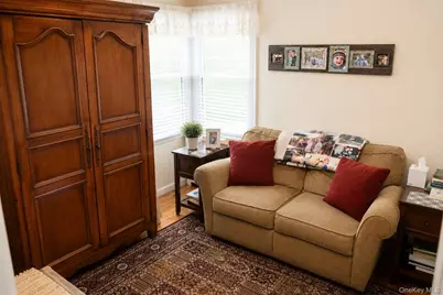 13 Gerald Avenue, Hicksville, NY 11801 - Photo 7