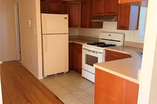 61-52 170th St, Fresh Meadows, NY 11365 - Photo 9