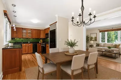 29 Coralyn Avenue, White Plains, NY 10605 - Photo 9