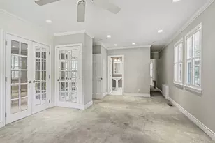 29 Coralyn Ave, White Plains, NY 10605 - Photo 19