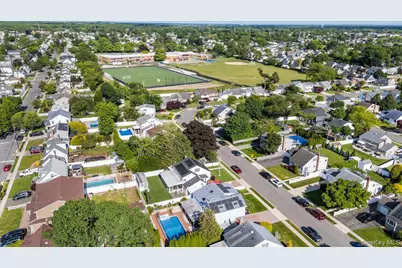 38 Hayden Drive, Bethpage, NY 11714 - Photo 43