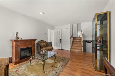 38 Hayden Drive, Bethpage, NY 11714 - Photo 5