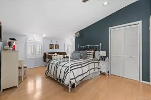 38 Hayden Dr, Bethpage, NY 11714 - Photo 25
