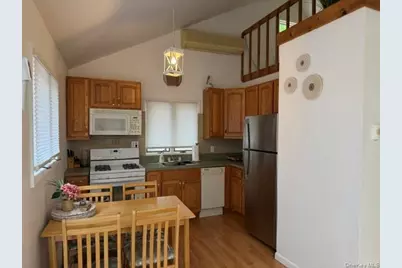 126 Lynn Avenue #7, Hampton Bays, NY 11946 - Photo 1