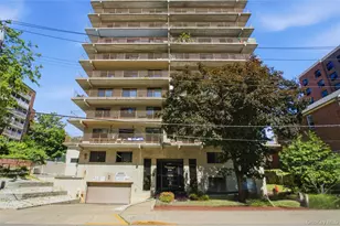 687 Bronx River Rd, Yonkers, NY 10704 - Photo 17