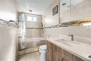 253 Devonshire Dr, New Hyde Park, NY 11040 - Photo 9