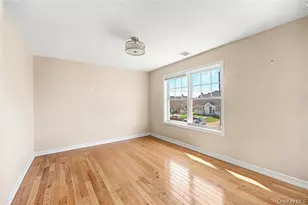 253 Devonshire Dr, New Hyde Park, NY 11040 - Photo 11