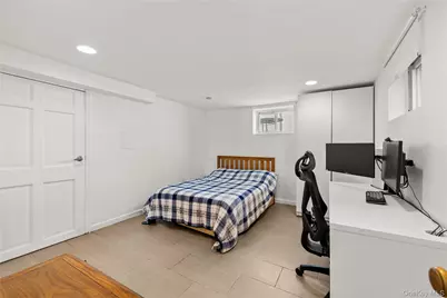 156 Moore Avenue, Massapequa Park, NY 11762 - Photo 15