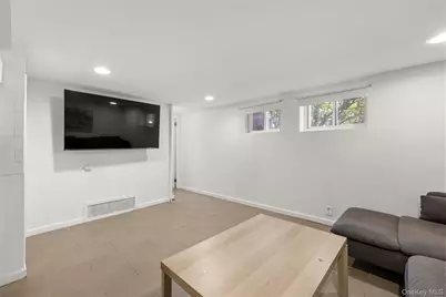 156 Moore Avenue, Massapequa Park, NY 11762 - Photo 17