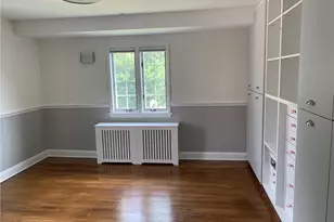 18 Chestnut Ave, Pelham, NY 10803 - Photo 13