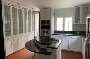 18 Chestnut Ave, Pelham, NY 10803 - Photo 7