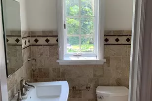 18 Chestnut Ave, Pelham, NY 10803 - Photo 17