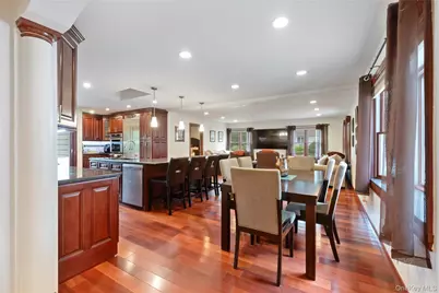 411 S Chelsea Road, White Plains, NY 10603 - Photo 21