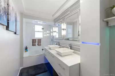 411 S Chelsea Road, White Plains, NY 10603 - Photo 31