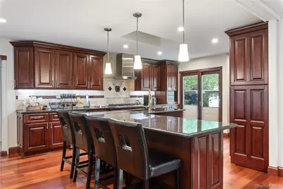 411 S Chelsea Road, White Plains, NY 10603 - Photo 19