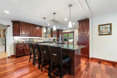 411 S Chelsea Road, White Plains, NY 10603 - Photo 23