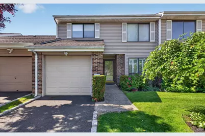 86 Hidden Ponds Circle, Smithtown, NY 11787 - Photo 23