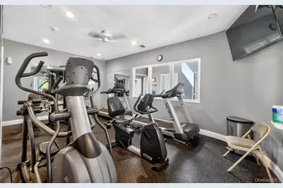 86 Hidden Ponds Circle, Smithtown, NY 11787 - Photo 35