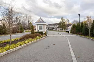 86 Hidden Ponds Cir, Smithtown, NY 11787 - Photo 43