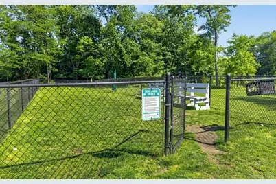 86 Hidden Ponds Circle, Smithtown, NY 11787 - Photo 41