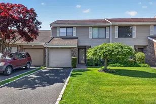 86 Hidden Ponds Cir, Smithtown, NY 11787 - Photo 25