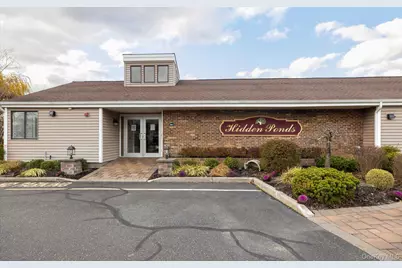 86 Hidden Ponds Circle, Smithtown, NY 11787 - Photo 27