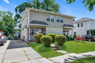 4621 216th St, Bayside, NY 11361 - Photo 17