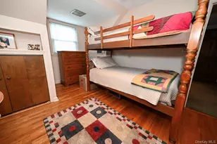 1006 Glen Dr, Franklin Square, NY 11010 - Photo 21