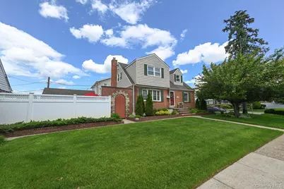 1006 Glen Drive, Franklin Square, NY 11010 - Photo 35