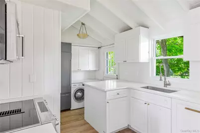335 Centre Island Road, Centre Island, NY 11771 - Photo 9