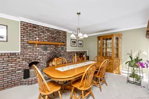 29 Beaumont Ln, Lake Grove, NY 11755 - Photo 9