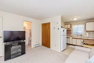29 Beaumont Ln, Lake Grove, NY 11755 - Photo 27