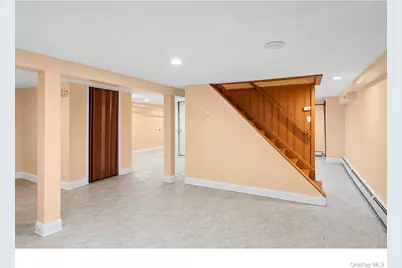 85 Todd Road, Valley Stream, NY 11580 - Photo 25