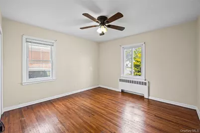 85 Todd Road, Valley Stream, NY 11580 - Photo 13