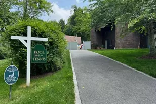 352 N Greeley Ave, Chappaqua, NY 10514 - Photo 19